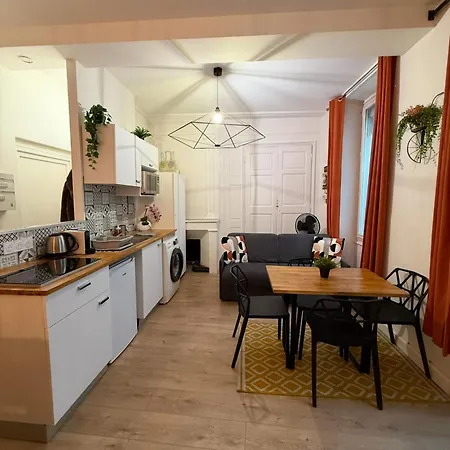 Les Du Centre Historique De Valence Appartement