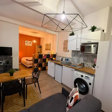 Les Du Centre Historique De Apartament *