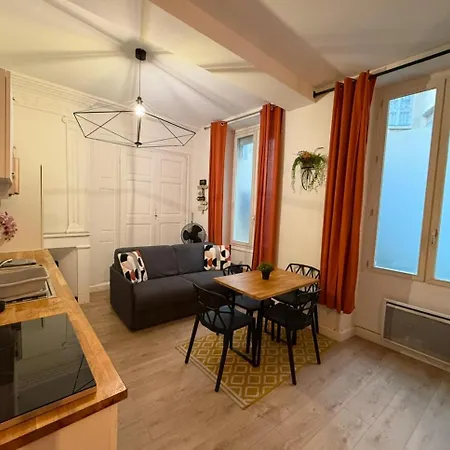 Appartement Les Du Centre Historique De Valence (Drome)