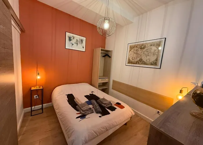 Les Du Centre Historique De * Valence (Drome)